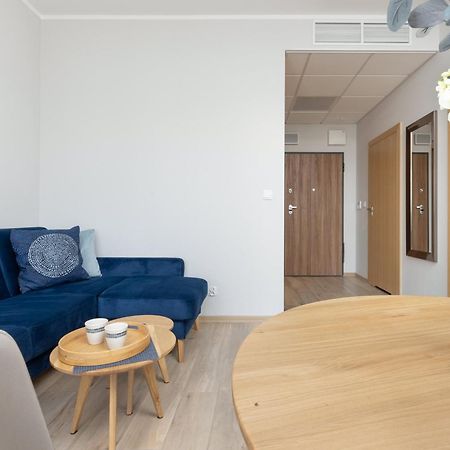 Business Center Apartments Warsaw Wola By Noclegi Renters Exterior photo