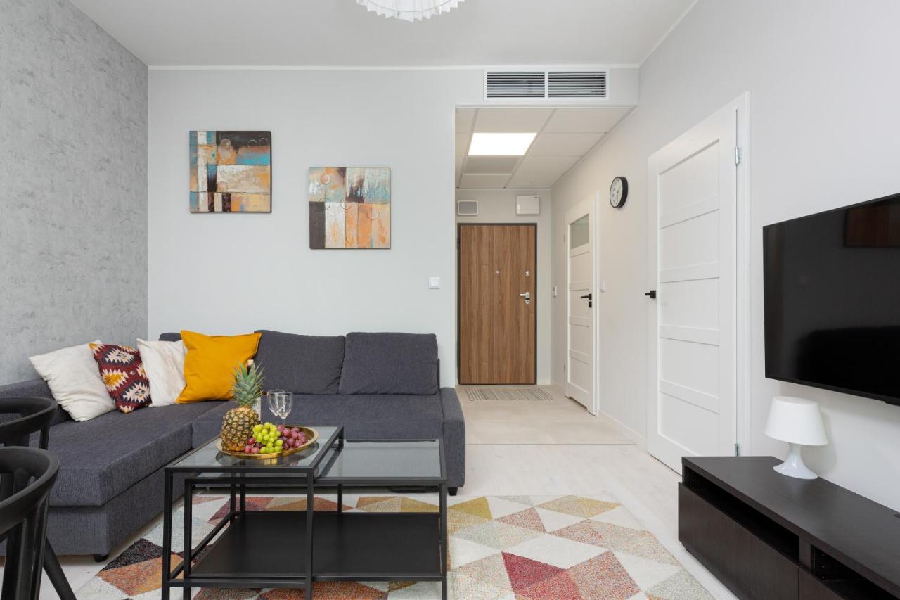 Business Center Apartments Warsaw Wola By Noclegi Renters Exterior photo