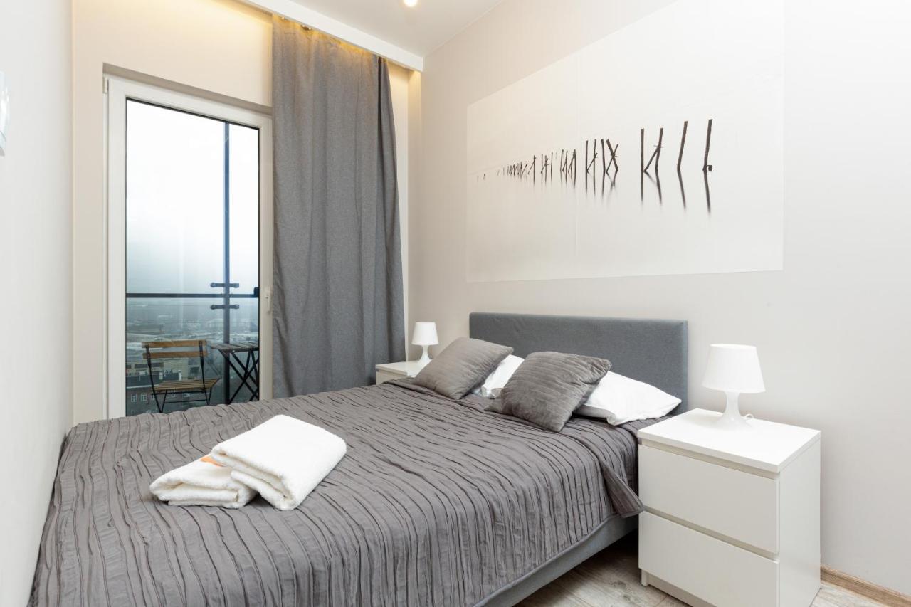 Business Center Apartments Warsaw Wola By Noclegi Renters Exterior photo